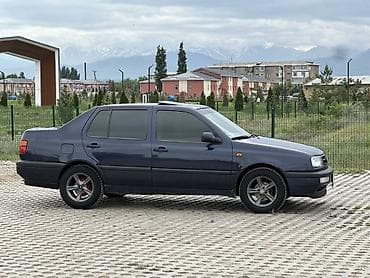 авто бишкек машина кж: Volkswagen Vento: 1994 г., 1.8 л, Автомат, Бензин, Седан — 4