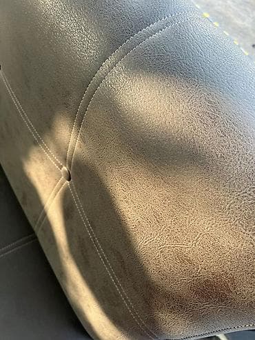 Мебель: Прямой диван, Трехместный — 2