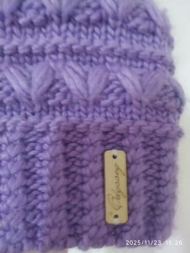 детская шапка сова: Шапка Украина сиреневая,с натуральным мехом,на 6-9 лет. 800 сом.Сост — 6