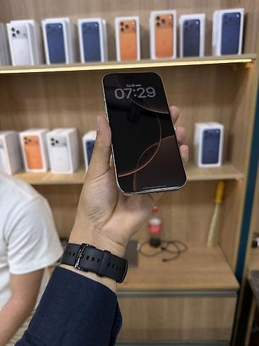 iphon 16 pro: IPhone 16 Pro, Б/у, 128 ГБ, Natural Titanium, Защитное стекло, Чехол, Кабель, В рассрочку, 99 % — 2