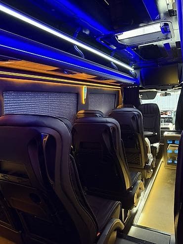 корпоратив: Mercedes‑Benz Sprinter — премиальный микроавтобус для комфортных — 5