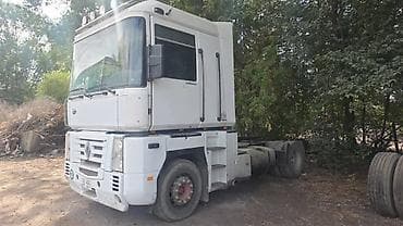 neta ls: Тягач, Renault, 2002 г., Без прицепа — 3