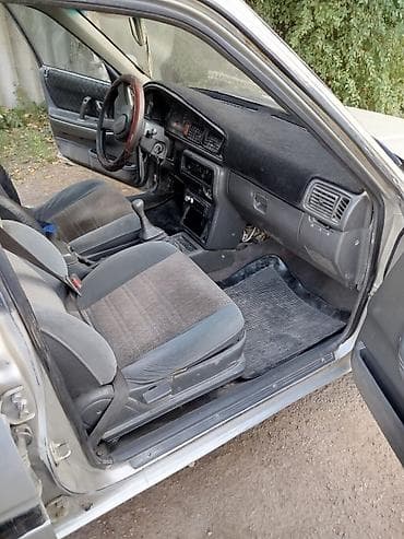 мазда унверсал: Mazda 626: 1988 г., 2.2 л, Механика, Бензин, Седан — 4