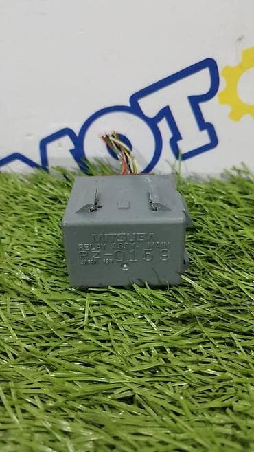 mdx: Acura MDX v-3.5 2001 год блок управления топливным насосом — 1