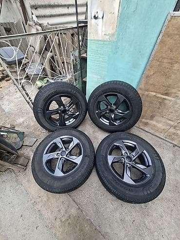Транспорт: Дөңгөлөктөр монтажда 215 / 70 / R 16, Жай, Колдонулган, Комплект, Жеңил унаалар, Куйма, тешиктери - 5 — 4