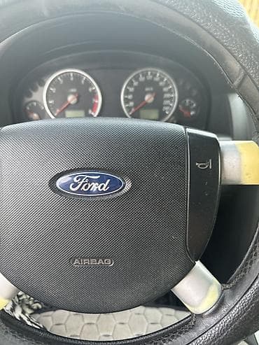 mazda 7: Ford Mondeo: 2004 г. — 5