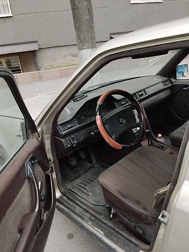 bmw e24: Mercedes-Benz W124: 1989 г., 2.3 л, Ручные, Бензин, Седан — 5