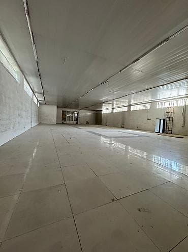 недвижимость в бишкеке: Продается коммерческое помещение? по ул. Советская площадь 1033 кв.м — 1