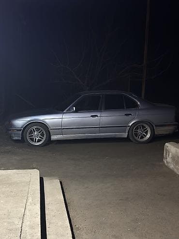 subaru outback 2012: BMW 5 series: 1993 г., 2.5 л, Механика, Бензин, Седан — 7