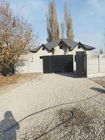 Продается дом Новопавловке выше трассы 150кв.м 5 комнат участок 4