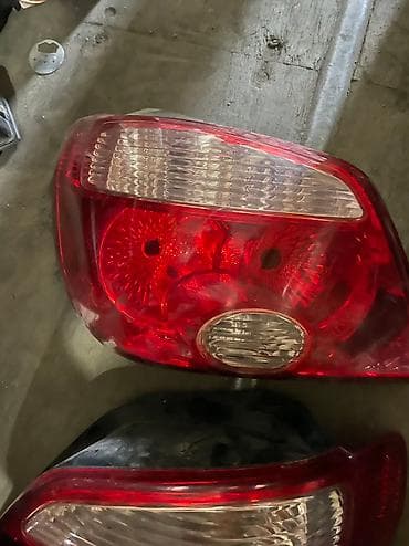 Лампы: Комплект стоп-сигналов Mitsubishi Б/у, Оригинал, Япония — 2