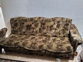 купить мягкую мебель в бишкеке: Бүктөмө диван, Колдонулган — 1