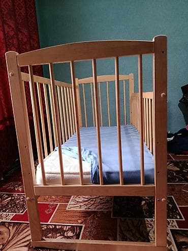 bunk bed: Детская кроватка из натурального дерева с матрасом - Классическая — 3