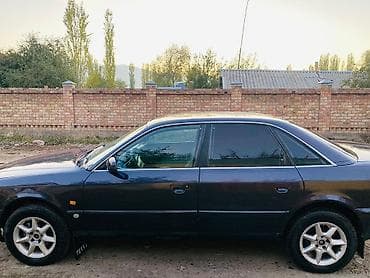 Транспорт: Audi A6: 1994 г., 2.6 л, Механика, Бензин, Седан — 3