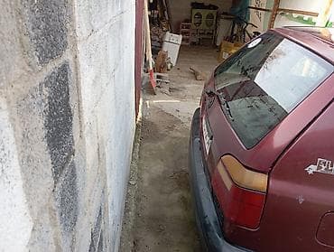 митсубиси спес стар: Volkswagen Golf: 1993 г. — 5