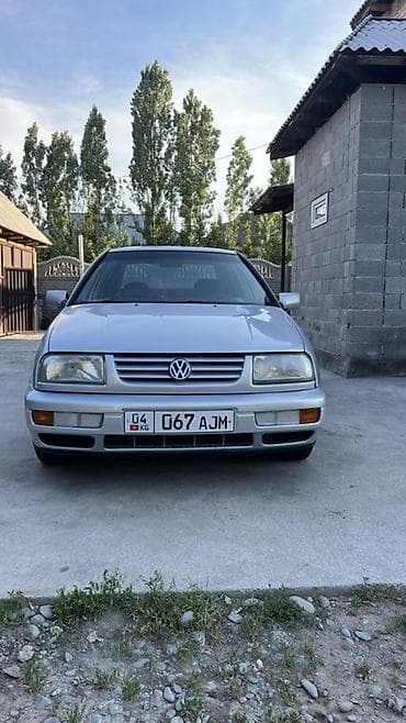 инжектор на пассат: Volkswagen Vento: 1997 г., 2 л, Механика, Седан — 7
