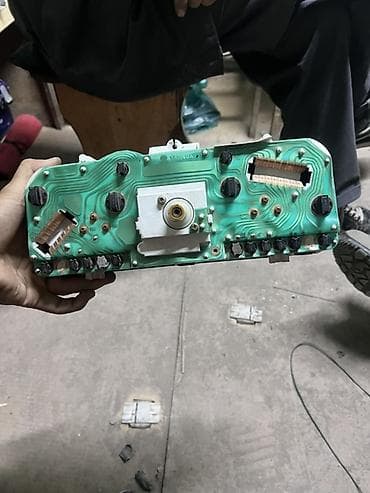 спидометр 210: Щиток приборов Daewoo Б/у — 2