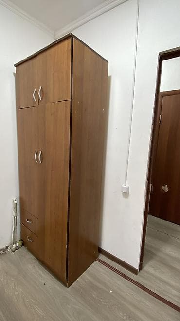 Комнаты: 28 м², С мебелью — 5