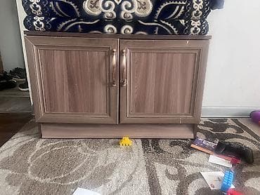 ашкана шкафы: Кире бериш үчүн гарнитур, Колдонулган, Илгич, Өзү алып кетүү, түсү - Күрөң — 2