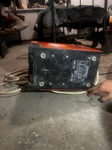 хлорное железо: Сварочный аппарат, Ручная дуговая сварка — 7