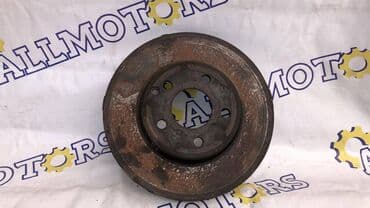 проточка тормозных дисков не снимая с машины: Предний тормозной диск Mercedes-Benz — 1