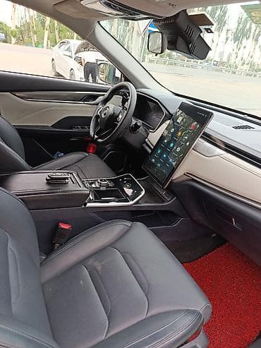 машны: Dongfeng : 2021 г., Автомат, Электромобиль, Кроссовер — 4