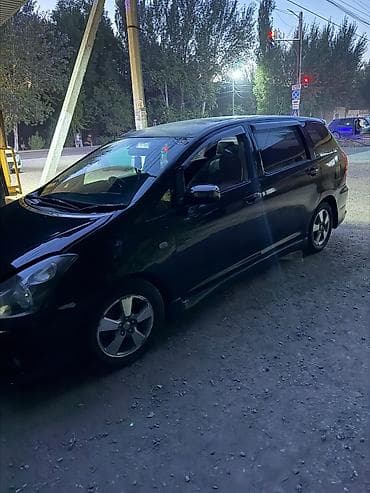 Toyota WISH: 2004 г., Универсал — 1