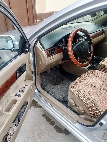 х5 2019: Daewoo Lacetti: 2005 г., 1.6 л, Механика, Бензин, Седан — 5