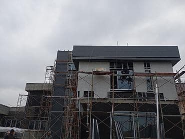 Дизайн, долборлоо: Устройство карнизного парапета и облицовки фасада Профессиональное — 1