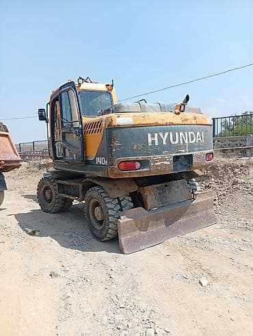 мини екскватор: Экскаватор, Hyundai, 2011 г., Колесный — 4