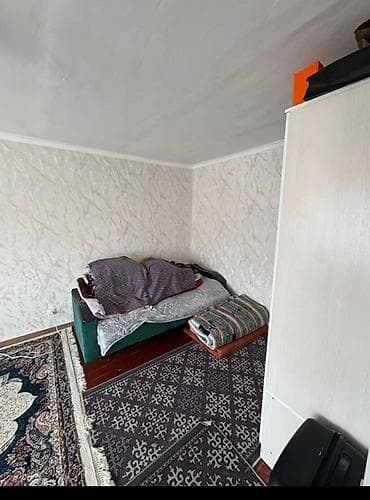 комната целиком: 1 комната, 35 м², Хрущевка, 4 этаж, Косметический ремонт — 2