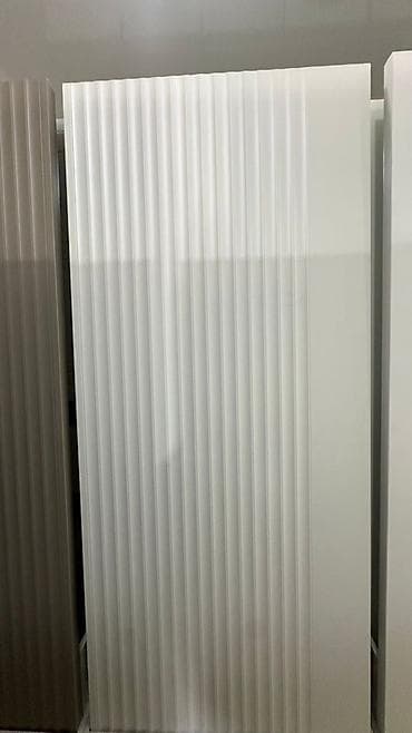 Декоративная 3D стеновая панель с вертикальным каннелюрным рельефом