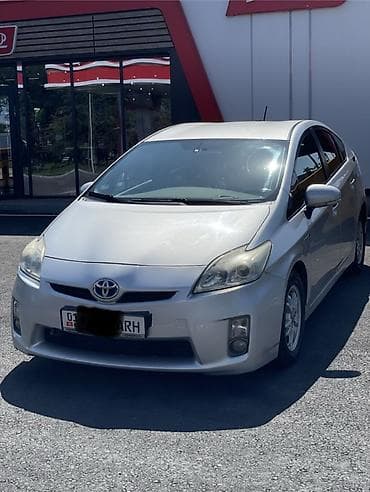 prius: Toyota Prius: 2011 г., 1.8 л, Автомат, Гибрид, Хэтчбэк — 4