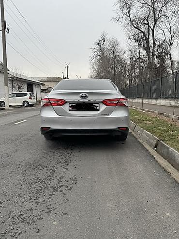 lada 2114: Toyota Camry: 2018 г., 2.5 л, Вариатор, Гибрид, Седан — 3