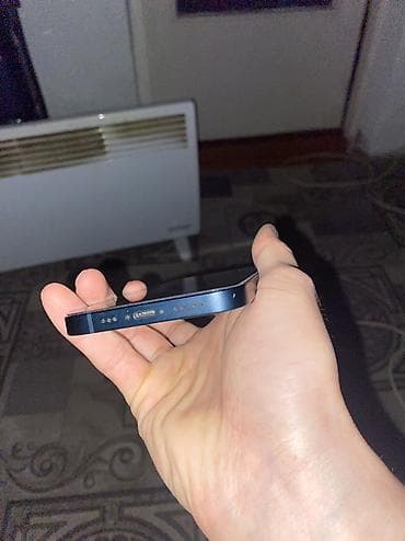 iphone 11 red: IPhone 13, Б/у, 128 ГБ, Черный, Защитное стекло, Чехол, 86 % — 3