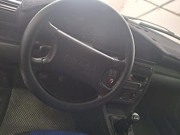 Audi: Audi 100: 1991 г., 2.3 л, Механика, Бензин, Седан — 6