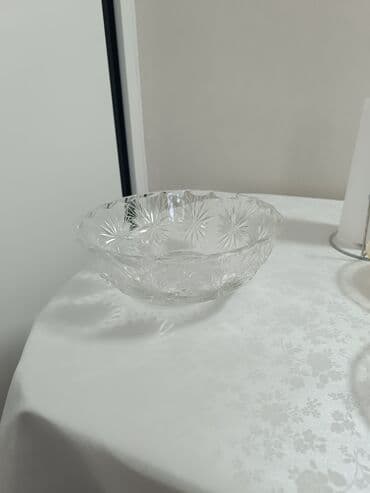 стекло лист: Хрустальная Есть 1 оскол не заметный Очень красивая — 1