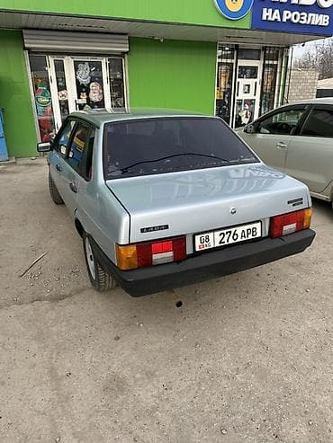 панель ваз: ВАЗ (ЛАДА) 21099: 2001 г., Ручные, Седан — 6