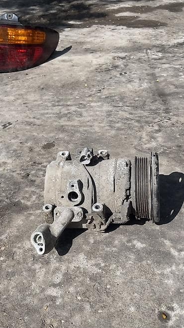 авто кондицонер: Компрессор Toyota — 2