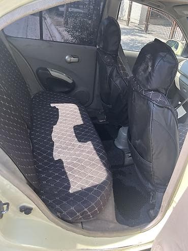 Транспорт: Nissan March: 2004 г., 1.2 л, Автомат, Газ, Хэтчбэк — 7