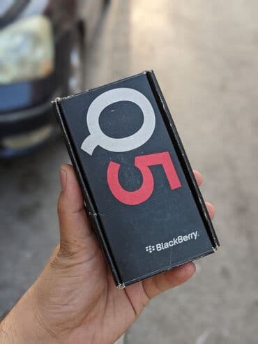 3g: Blackberry Q5, 2 ГБ, цвет - Белый, 1 SIM — 2