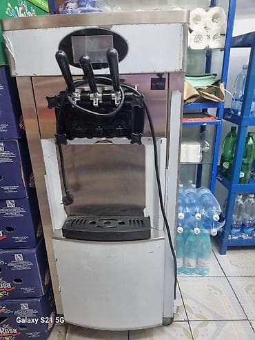 фризерный станок: Фризер для мягкого мороженого YKF-8228H - Производительность: 20–28 — 2