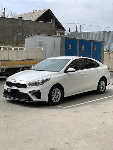 Продажа авто: Kia K3: 2019 г., Автомат, Бензин, Седан — 2