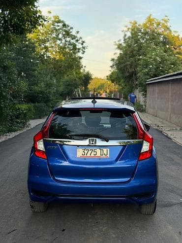 авариный фит: Honda Fit: 2019 г., 1.5 л, Вариатор, Бензин, Хэтчбэк — 2