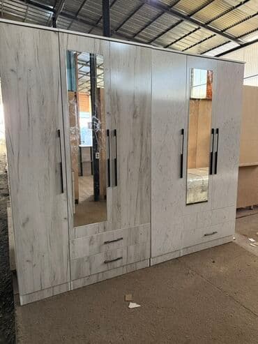 Кухонные шкафы: Шкафы-купе и распашные шкафы для одежды - Конфигурации: 3–6 секций — 1