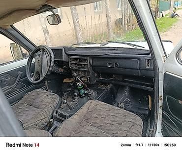 калесо на уаз: ВАЗ (ЛАДА) 4x4 Нива: 1999 г., 1.7 л, Ручные, Внедорожник — 1