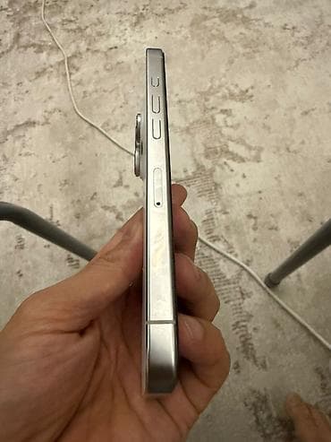 iphone 16 бу: IPhone 16 Pro, Б/у, 256 ГБ, Чехол, Защитное стекло, Кабель, 100 % — 6