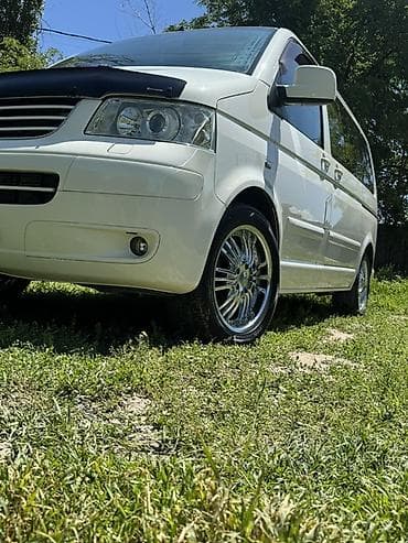 Volkswagen Transporter: 2004 г., 2.5 л, Механика, Дизель, Минивэн at lalafo.kg Volkswagen Transporter: 2004 г., 2.5 л, Механика, Дизель, Минивэн