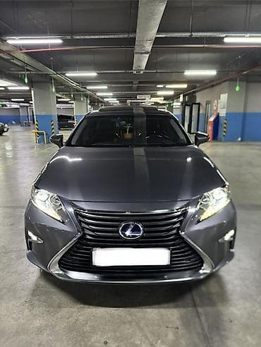 Lexus ES: 2017 г., 2.5 л, Вариатор, Гибрид, Седан at lalafo.kg Lexus ES: 2017 г., 2.5 л, Вариатор, Гибрид, Седан