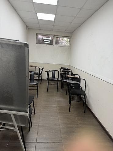 Кабинет Для тренингов 28 м², Цокольный этаж, С оборудованием